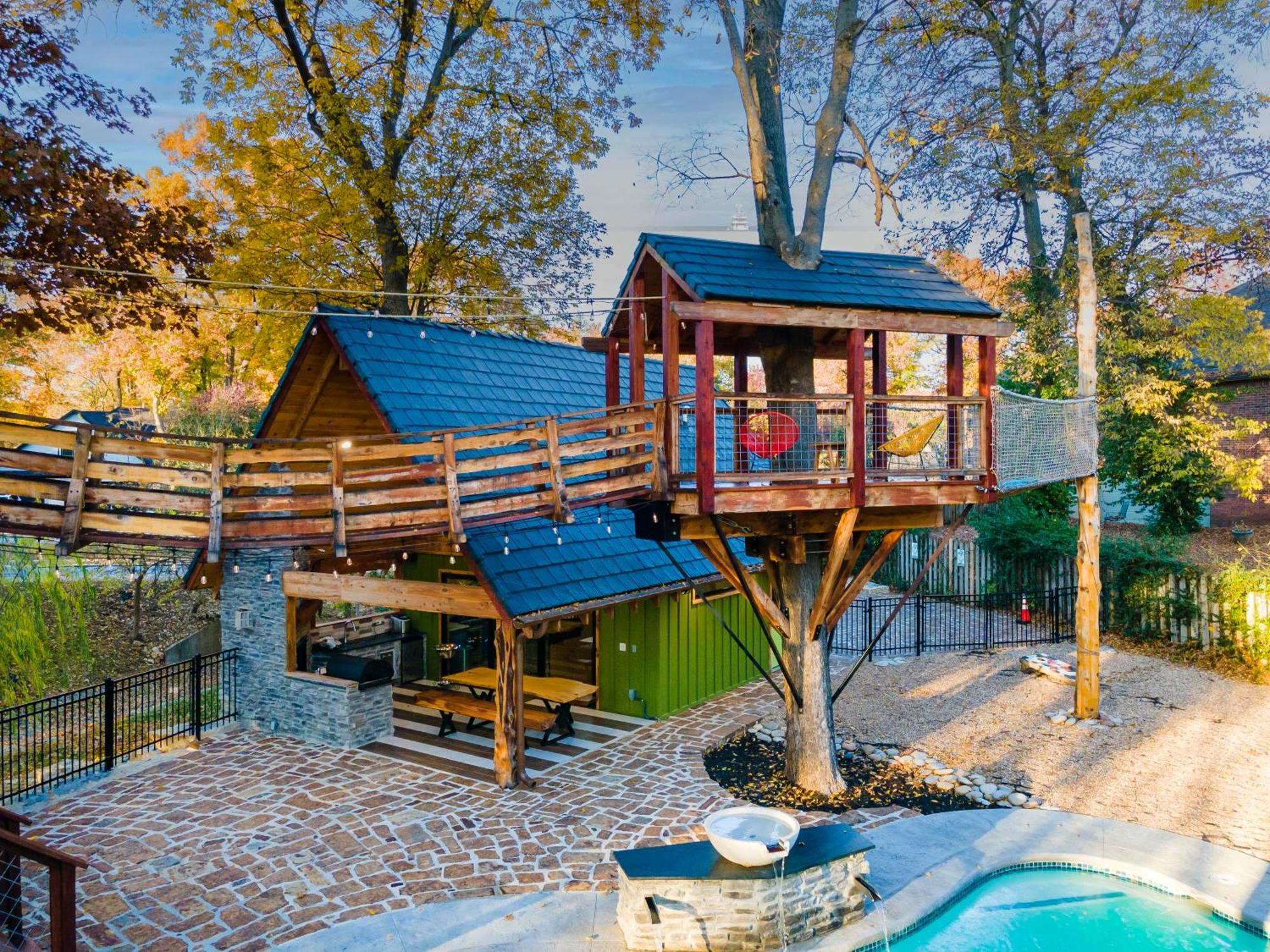 The Tree House In Бентонвилль Экстерьер фото